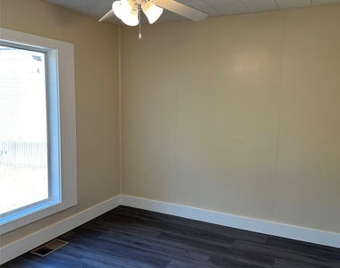 1321 Harris Hill Rd - Photo Thumbnail 10