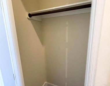 236 Galveston Island Ln - Photo Thumbnail 16