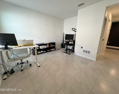 7223 Hawkes Bend Street Street - Photo Thumbnail 15