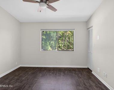 7701 Baymeadows Circle W - Photo Thumbnail 23