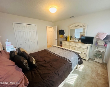 12573 Green Meadow Drive - Photo Thumbnail 35