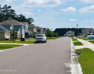 12573 Green Meadow Drive - Photo Thumbnail 41