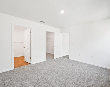 5441 Hollow Birch Drive - Photo Thumbnail 16