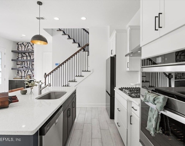 492 Rum Runner Way - Photo Thumbnail 7