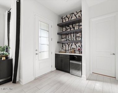 492 Rum Runner Way - Photo Thumbnail 8