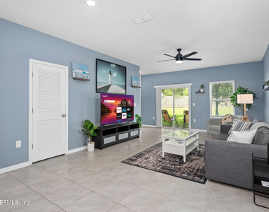 237 Aralia Lane - Photo Thumbnail 12