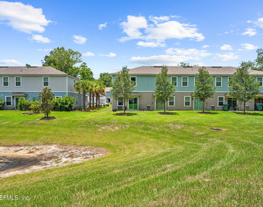 237 Aralia Lane - Photo Thumbnail 16