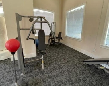 8290 Gate Parkway W - Photo Thumbnail 18