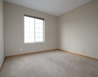 3162 Cambria Court - Photo Thumbnail 13