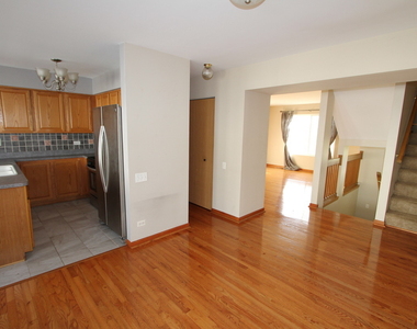3162 Cambria Court - Photo Thumbnail 4
