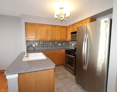 3162 Cambria Court - Photo Thumbnail 6