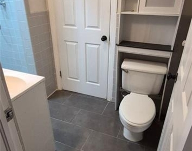 605 Dalrymple Ne - Photo Thumbnail 18