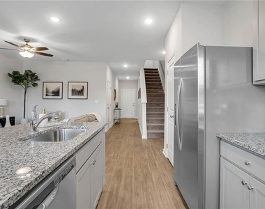 138 Paper Mill Road - Photo Thumbnail 3