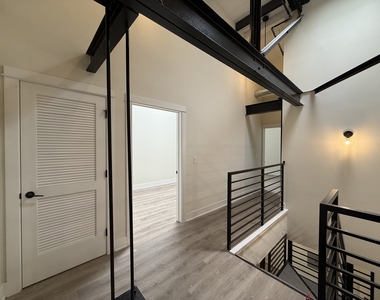 1453 Maple Avenue - Photo Thumbnail 4