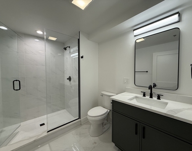 1453 Maple Avenue - Photo Thumbnail 7