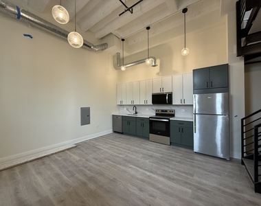 1453 Maple Avenue - Photo Thumbnail 2