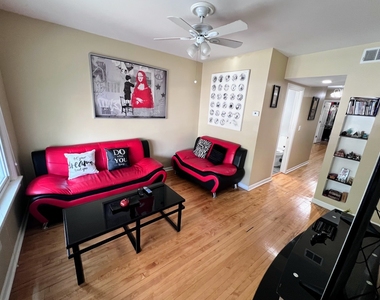 2330 N Lockwood Avenue - Photo Thumbnail 6