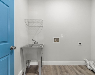 450 Oliver Ridge Drive - Photo Thumbnail 26
