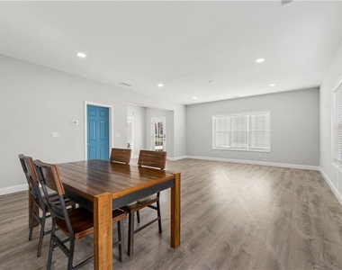 450 Oliver Ridge Drive - Photo Thumbnail 29