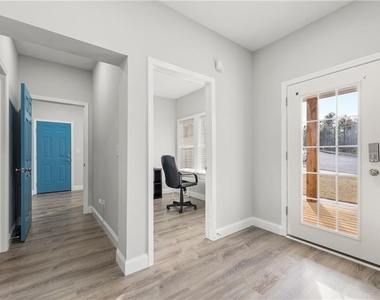 450 Oliver Ridge Drive - Photo Thumbnail 21