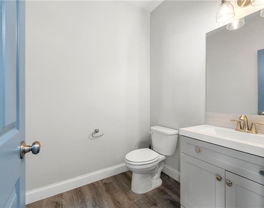 450 Oliver Ridge Drive - Photo Thumbnail 24