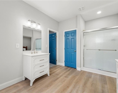 450 Oliver Ridge Drive - Photo Thumbnail 43