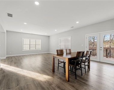 450 Oliver Ridge Drive - Photo Thumbnail 31