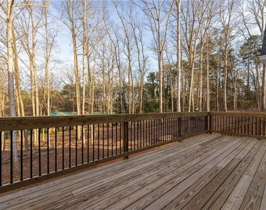 450 Oliver Ridge Drive - Photo Thumbnail 47