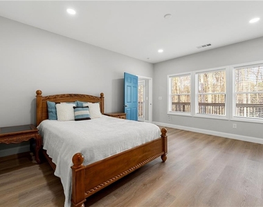450 Oliver Ridge Drive - Photo Thumbnail 41