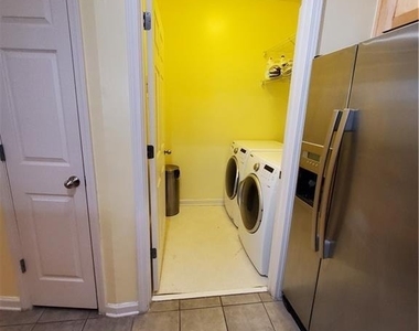 400 17th Street Nw - Photo Thumbnail 7