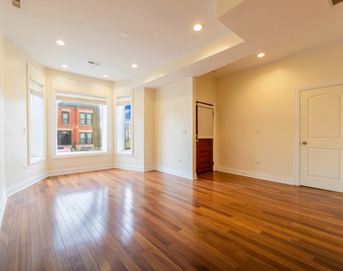 3827 W Flournoy Street - Photo Thumbnail 4