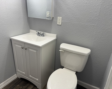 264 17th Avenue - Photo Thumbnail 5