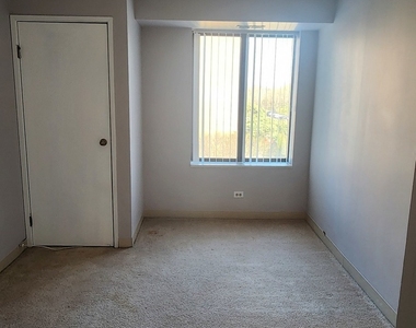 606 E Woodland Park Avenue - Photo Thumbnail 8