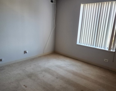 606 E Woodland Park Avenue - Photo Thumbnail 5