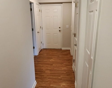 5119 W 159th Street - Photo Thumbnail 3