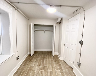 2512 S Trumbull Avenue - Photo Thumbnail 7