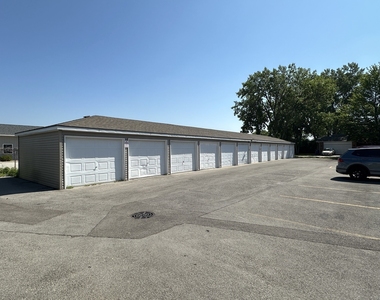 2390 Bicentennial Avenue - Photo Thumbnail 11