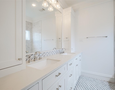 4814 Siegel Street - Photo Thumbnail 16