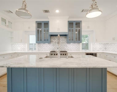 4814 Siegel Street - Photo Thumbnail 4