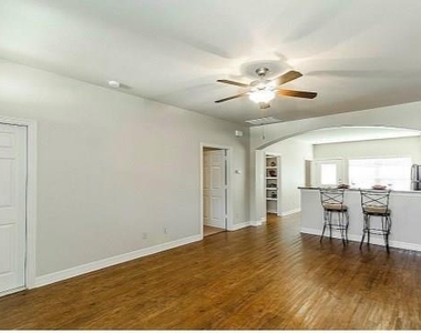 49 Woodland Hills Drive - Photo Thumbnail 3