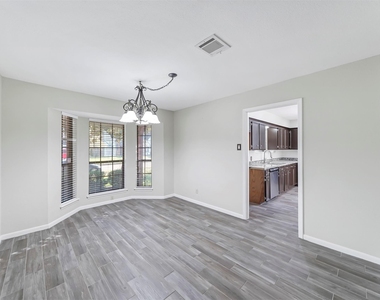 2304 Colleen Drive - Photo Thumbnail 1