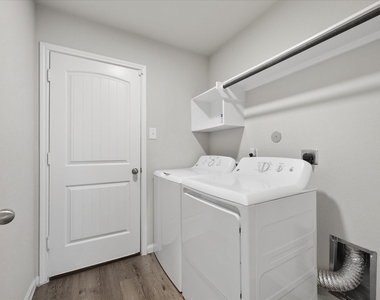 2546 Steelhead Drive - Photo Thumbnail 8