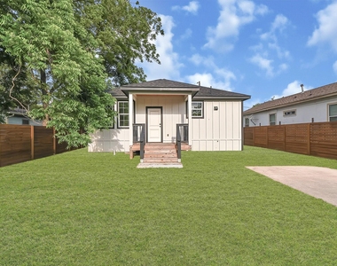 2412 Lucas Street - Photo Thumbnail 20