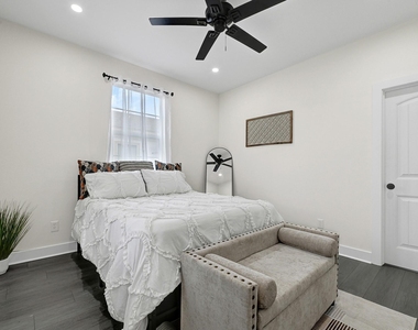 2412 Lucas Street - Photo Thumbnail 8