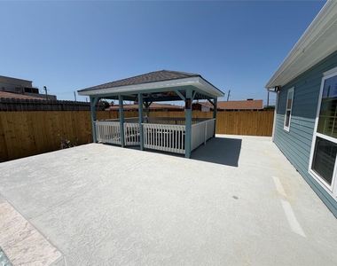 5525 Swan Drive - Photo Thumbnail 35