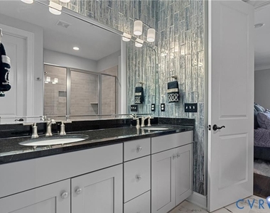 444 W 6th Street - Photo Thumbnail 19