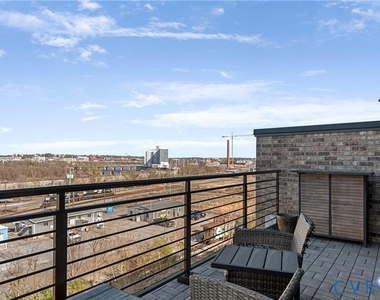 444 W 6th Street - Photo Thumbnail 12