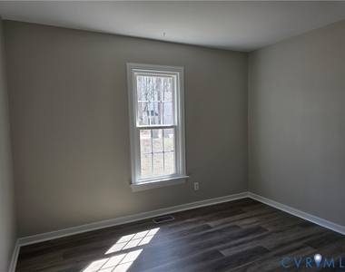 1600 Porters Mill Terrace - Photo Thumbnail 23