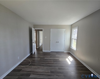 1600 Porters Mill Terrace - Photo Thumbnail 18