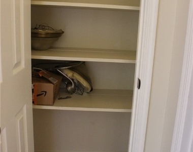 1301 Canterbury Lane - Photo Thumbnail 20